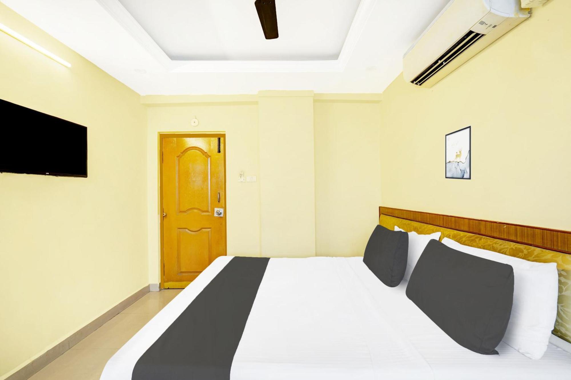 Super Hotel O Padmavathi Puram Near Railway Station Tirupati Exteriör bild