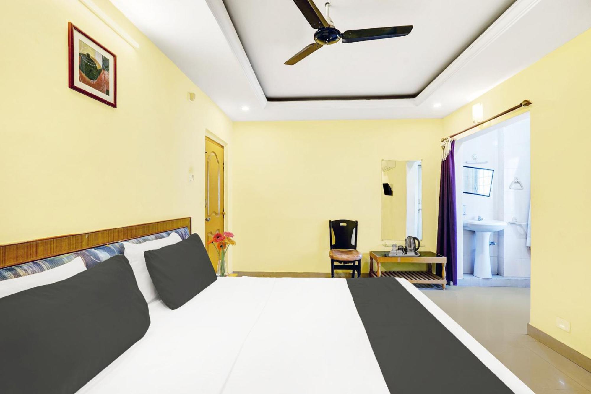 Super Hotel O Padmavathi Puram Near Railway Station Tirupati Exteriör bild
